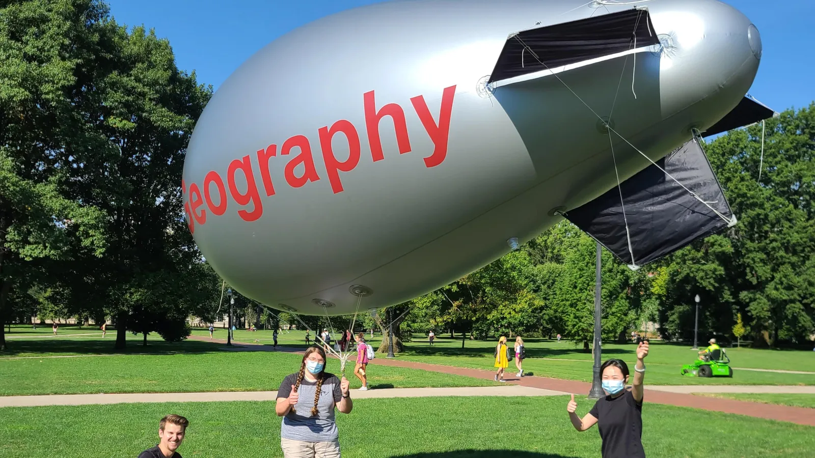 Geography 1900 Blimp Crew
