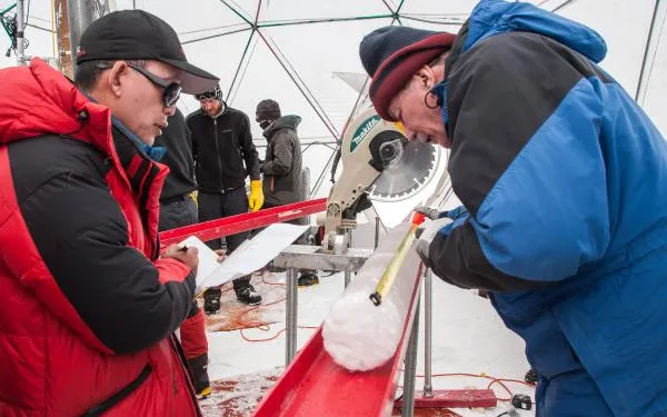 Byrd Polar Center - Yao and Lonnie Thompson processing ice cores