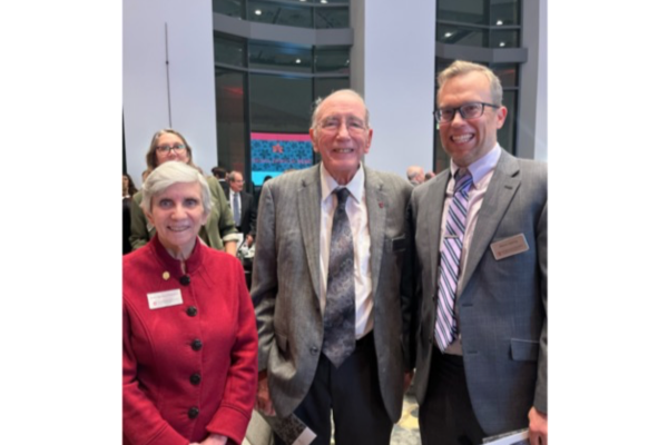 Ellen Mosley Thompson, Lonnie Thompson, Steven Quriing