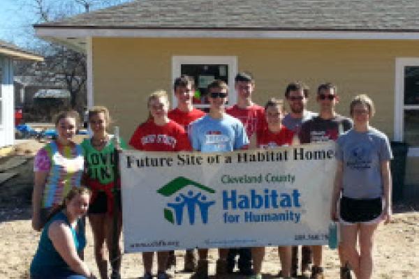 Students helping rebuild Moore Okla.