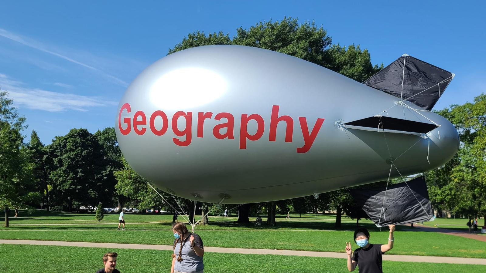Geography 1900 blimp on the Oval